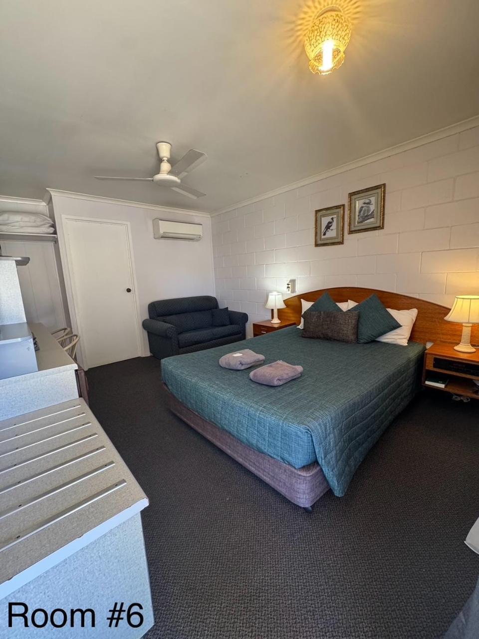 Warrego Motel Charleville Exterior photo