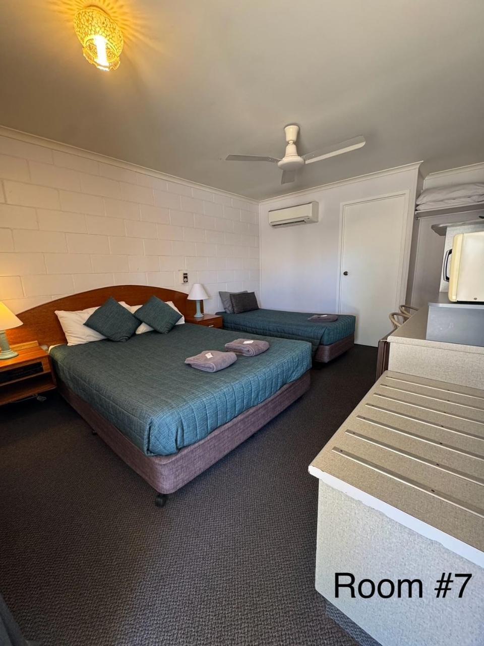 Warrego Motel Charleville Exterior photo