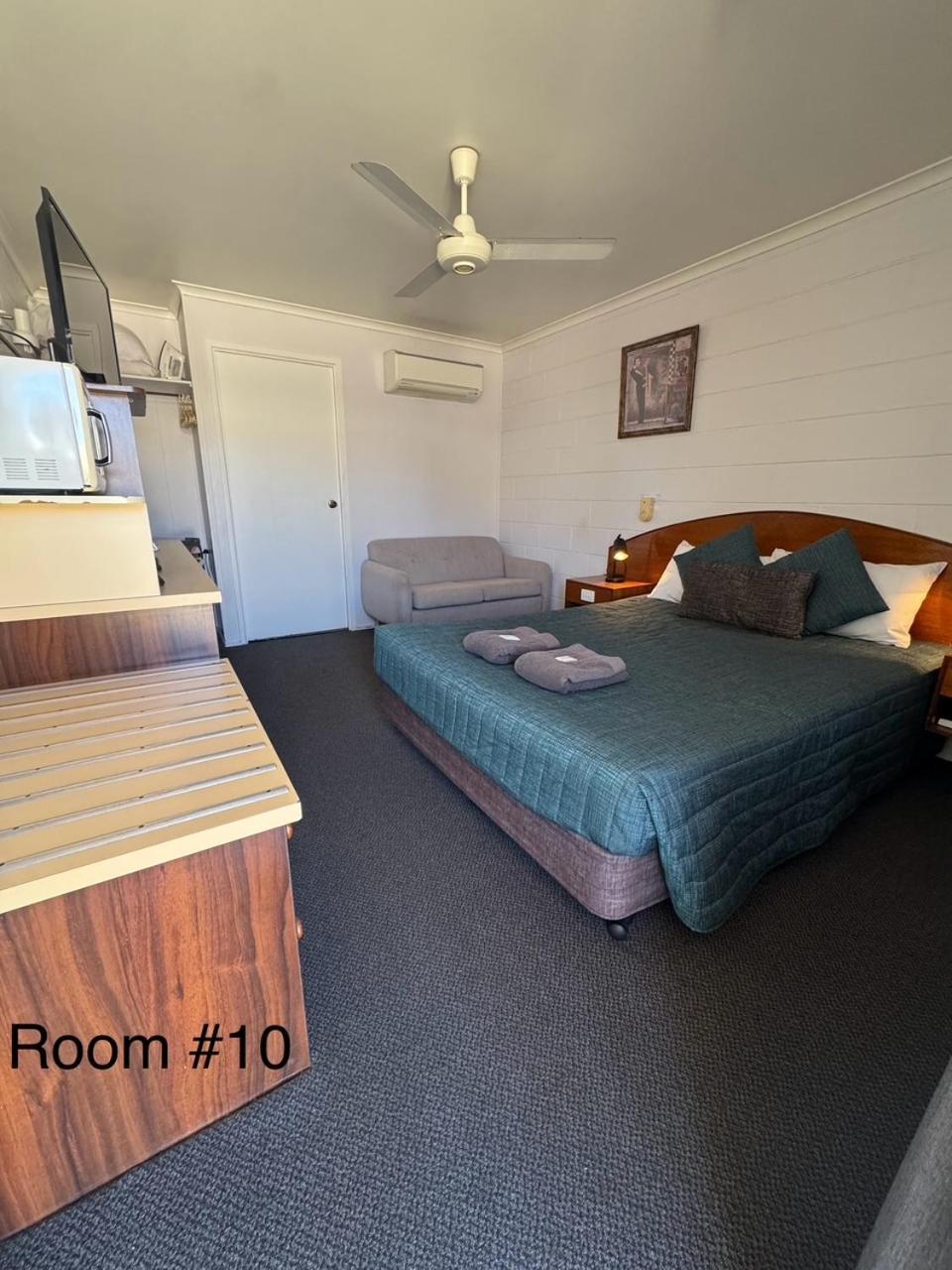Warrego Motel Charleville Exterior photo