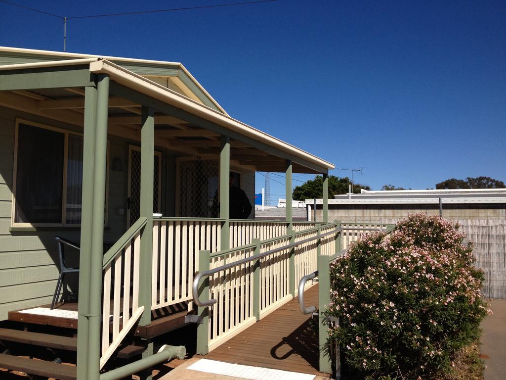 Warrego Motel Charleville Exterior photo